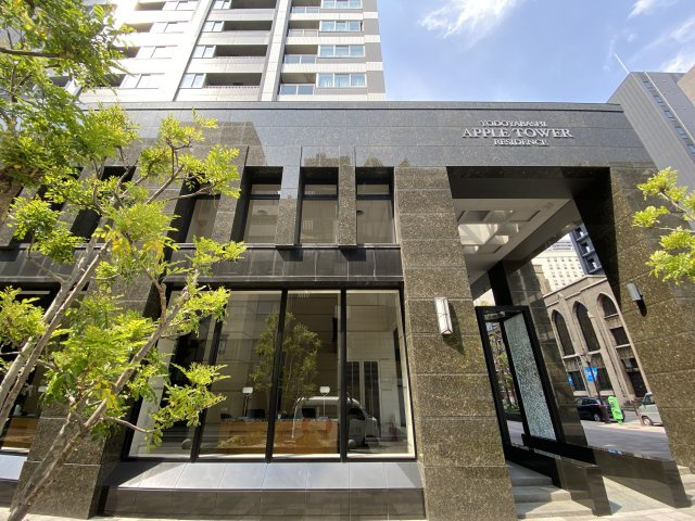 淀屋橋アップルタワーレジデンスのエントランス