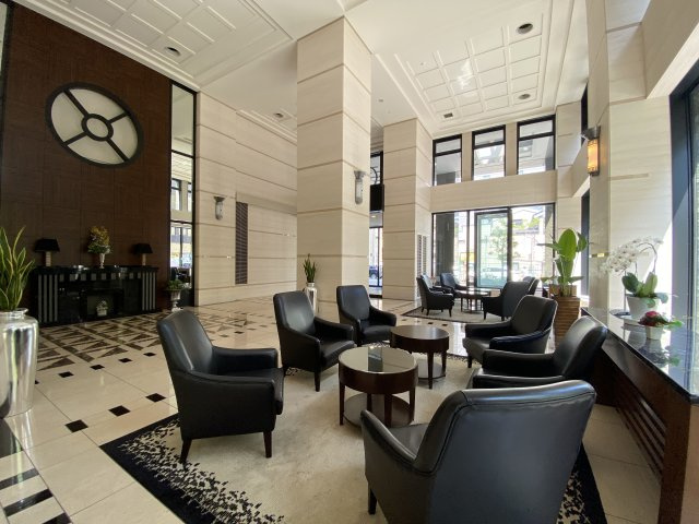 淀屋橋アップルタワーレジデンスのロビー