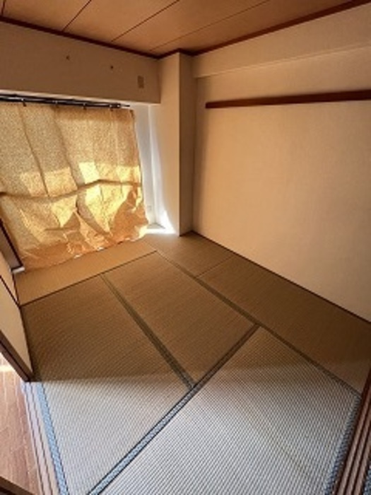 クリスタルの和室