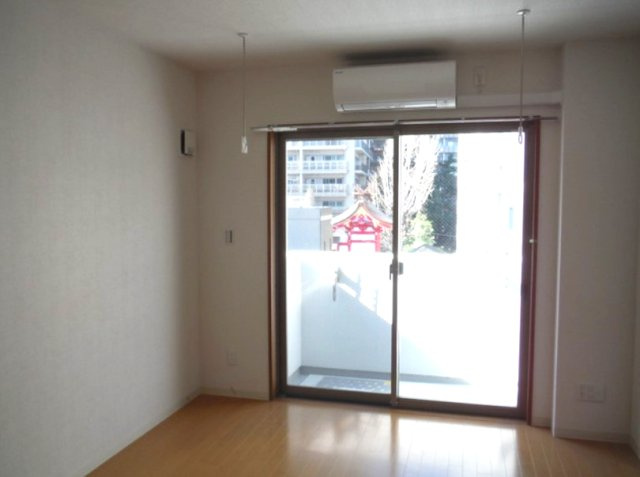 グリーニエ西新宿参番館の居間・リビング