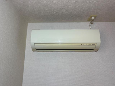 【設備】 | ハイツメープル | リビングエアコン