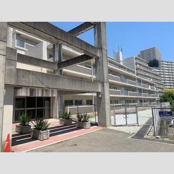 シティ南落合