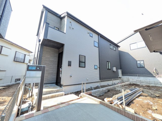 八王子市　石川町　新築一戸建て