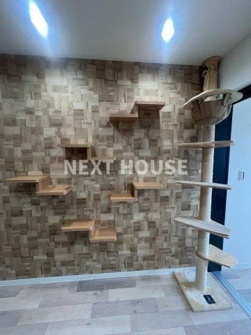 Mew Style Apartmentsの洋室