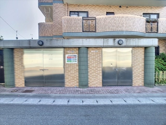 ローヤルマンション筑紫丘の外観|建物外観