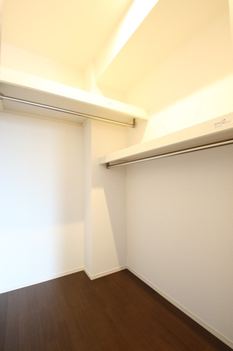D-room室見 壱番館の収納|ウォークインクローゼット