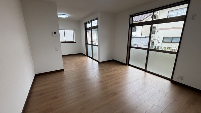 駅家町弥生ヶ丘10-255の居間・リビング