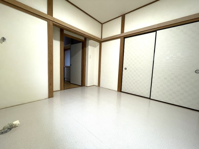 高師戸建の洋室