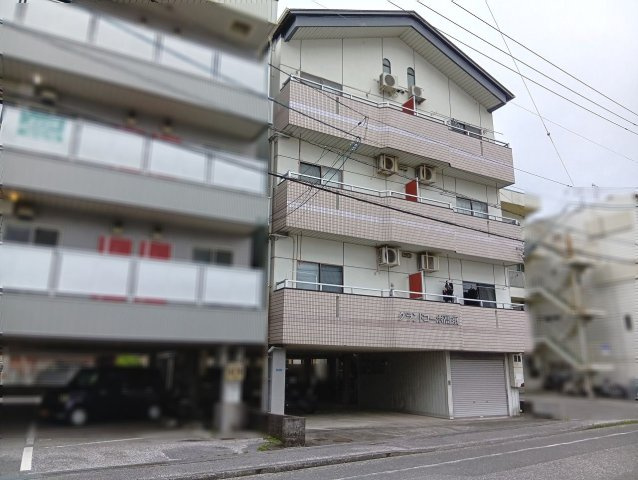 グランドコーポ高須