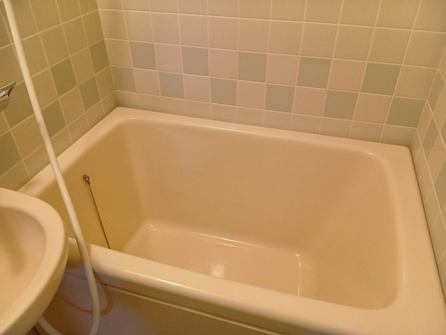 グランドコーポ高須の浴室|お風呂です