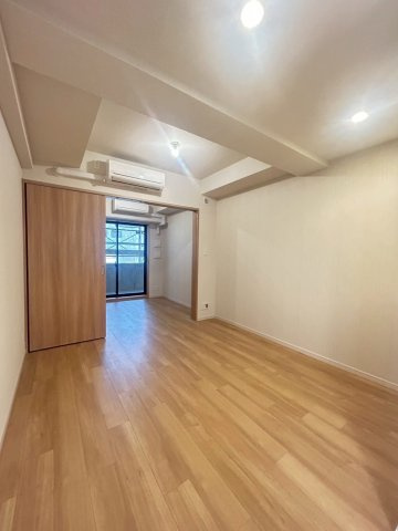 スプランディッド本町東DUEの居間・リビング