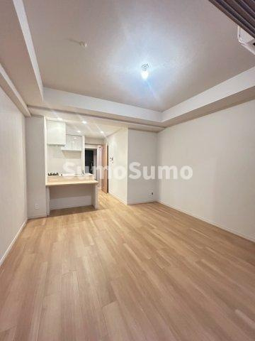 スプランディッド本町東DUEの居間・リビング