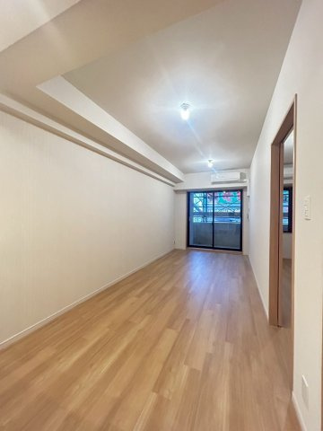 スプランディッド本町東DUEの居間・リビング