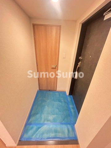 スプランディッド本町東DUEの玄関