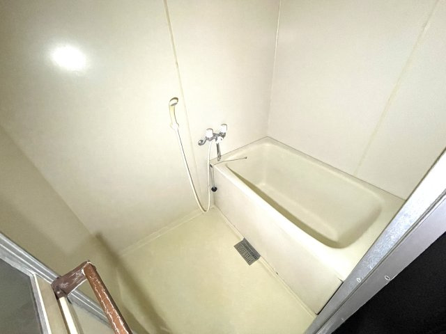 富塚ハイツの浴室