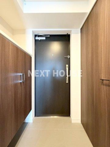 S-RESIDENCE堺blazeの玄関