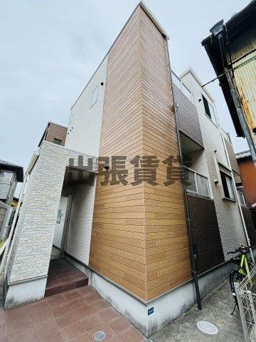 仲介手数料0円！！クレシェンテ栄生の外観