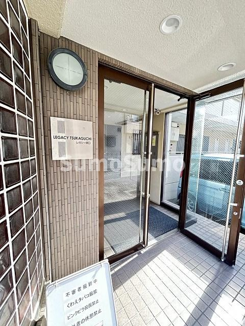 レガシー塚口のエントランス