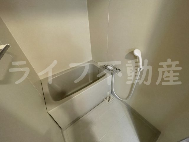 グリーンパークの浴室|日々の疲れを癒すお風呂付です