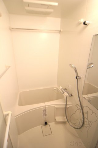 S-RESIDENCE大阪同心の浴室