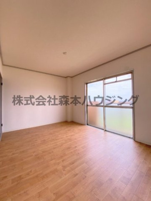 【洋室】 | 　メゾン忍ケ丘 | 明るい洋室です