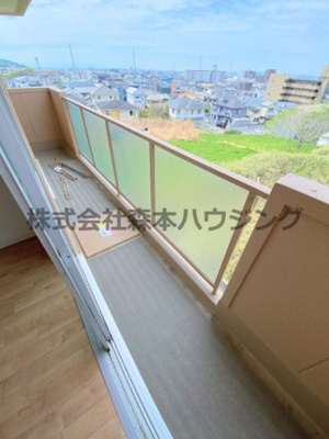 【バルコニー】 | 　メゾン忍ケ丘 | 陽当たり良好なバルコニーです