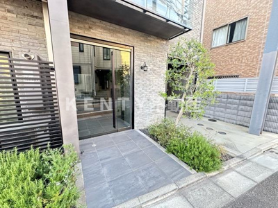 【エントランス】 | サウンドプルーフプロ蒲田 | 清潔なエントランスです