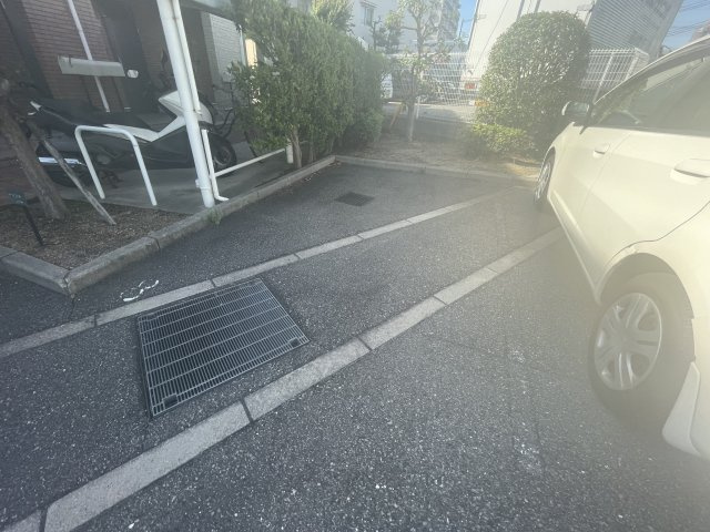パークサイド足立の駐車場