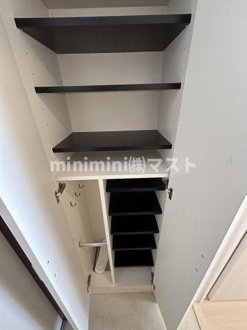 セレニテ本町グランデの収納