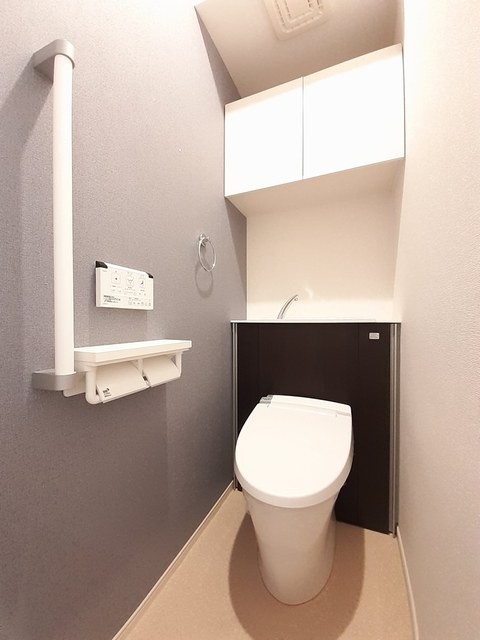 藤沢市石川３丁目のアパートのトイレ