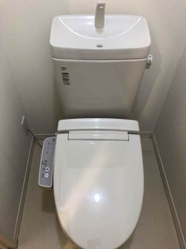 シャーメゾン チェリーのトイレ