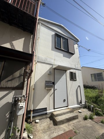 須磨区東町貸家の外観