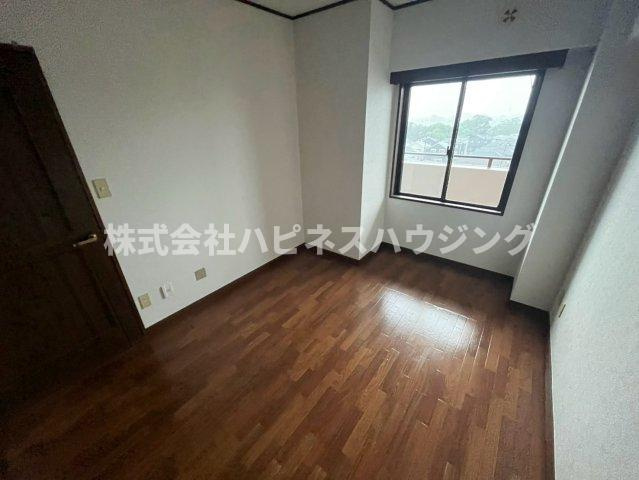 木崎台マンションの洋室