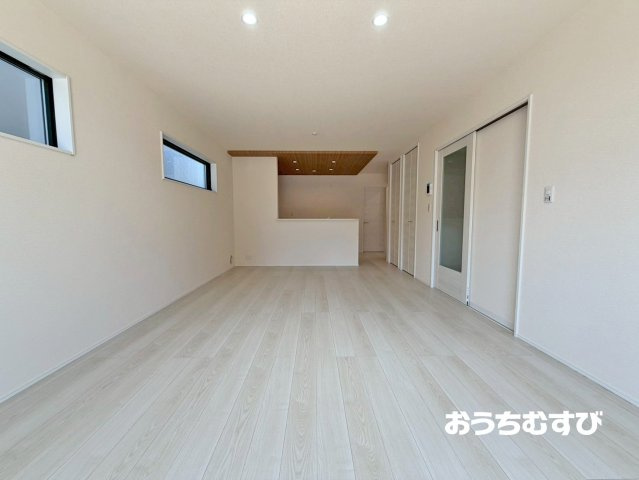 尾張旭市東大久手町(全2棟)の居間・リビング