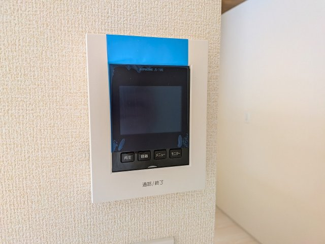 八王子市　石川町　新築一戸建てのセキュリティ|～TVモニター付インターホン　訪問者の確認に便利です～