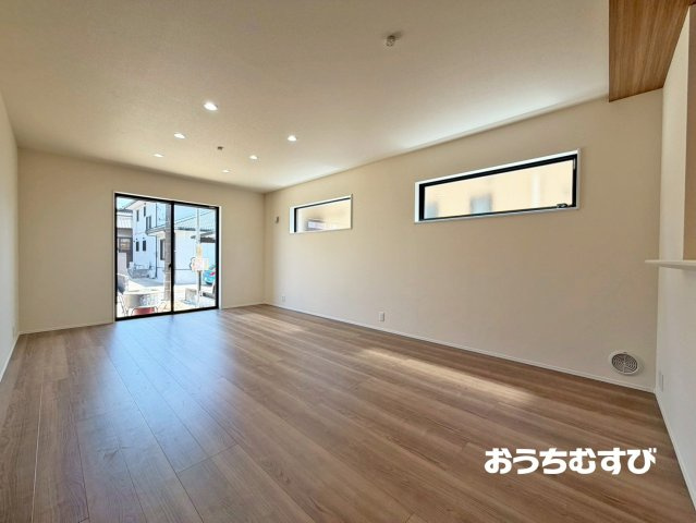 尾張旭市東大久手町(全2棟)の居間・リビング