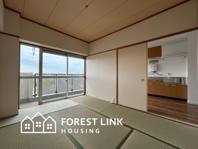 志紀マンションの和室|リビング横にある、癒しの空間です。