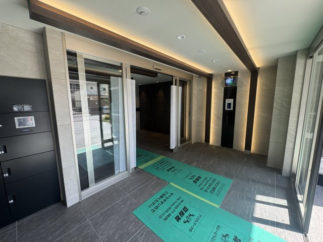 【エントランス】エスリードレジデンス ザ・グラン大阪ノア