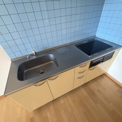 ベルシーヌ日の出のキッチン