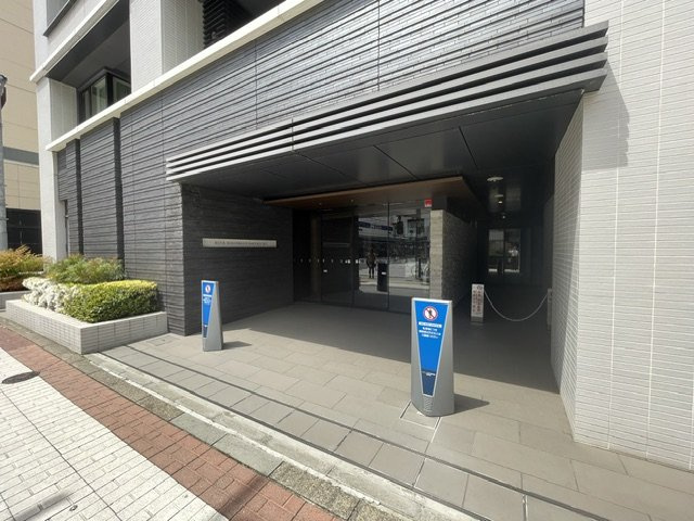レフィール日本橋馬喰町のエントランス