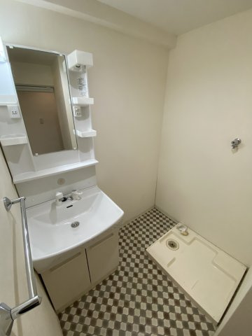 【独立洗面台】 | Uresidence緑地公園 | 床のクッションフロアは貼替え予定です