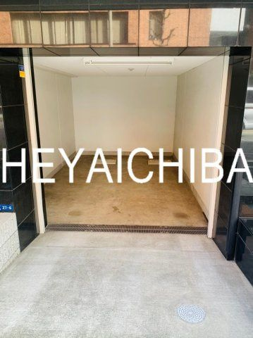 ライジングプレイス両国三番館の駐車場