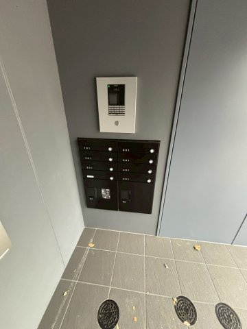 EG-12Bの玄関