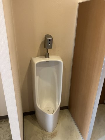 山木１－８３倉庫のトイレ