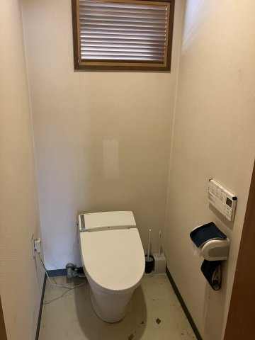 山木１－８３倉庫のトイレ