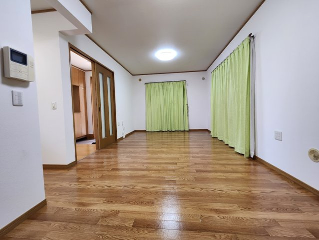 【居間・リビング】の画像