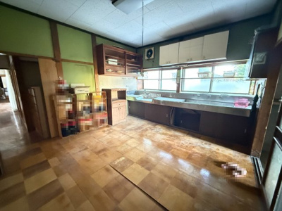 【キッチン】 | 河沼郡会津坂下町大字樋島字高畑　離れ・物置有　古民家風6DK