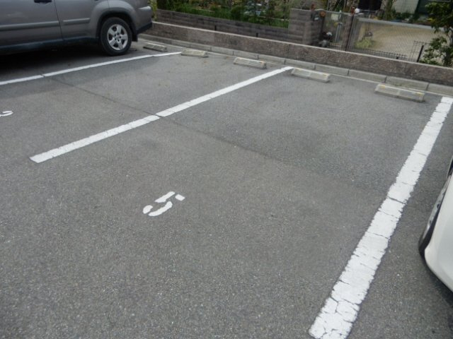 パルティーダＳの駐車場