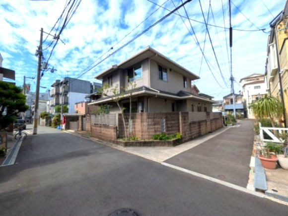 大阪市住之江区浜口西2丁目戸建の前面道路含む現地写真|前面道路含む現地写真です