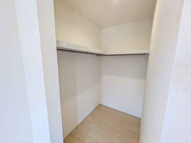 ひたちなか船窪　第2　新築戸建ての洋室|たっぷりの陽光と心地よい風が入る２面採光。
毎朝、爽やかな目覚めをサポートする、快適なベッドルームです。